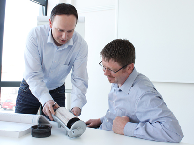 Foto Una calidad garantizada genera confianza y seguridad. Los usuarios de los talleres se benefician de las nuevas garantías DT Spare Parts y SIEGEL Automotive.